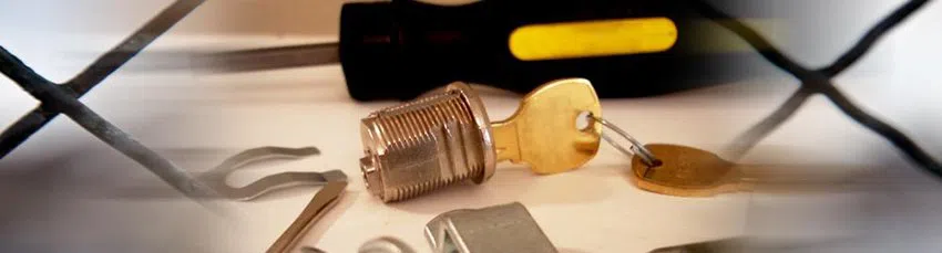 Community Locksmith Store Roselle Park, NJ 908-617-3163 - changing-locks