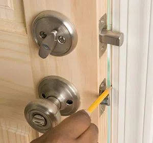 Community Locksmith Store Roselle Park, NJ 908-617-3163 - unlock-door